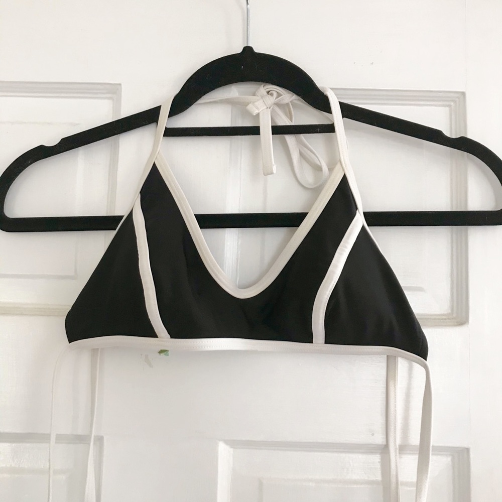 Sporty Target Bikini Top